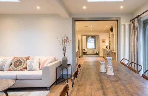 Brighton House | Pet-friendly Luxury Home For Families & Friends