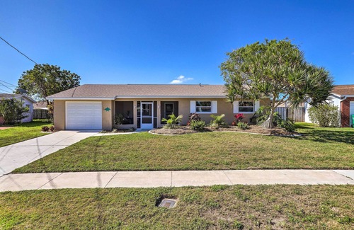 Merritt Island Cottage | Pet-friendly Merritt Island Home w/Heated Pool