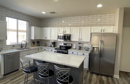 Power Ranch House | Pet Friendly-Modern 3 bedroom home with large pool & backyard