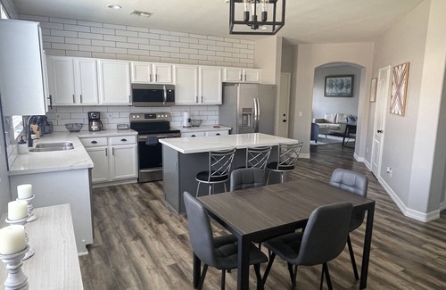 Power Ranch House | Pet Friendly-Modern 3 bedroom home with large pool & backyard