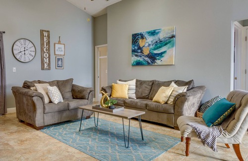 Orlando House | Pet-Friendly Orlando Home: 11 Mi to Disney World!