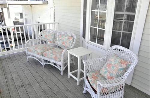 Sea Isle City House | Pet Friendly Single Family Home within walking distance to downtown Sea Isle