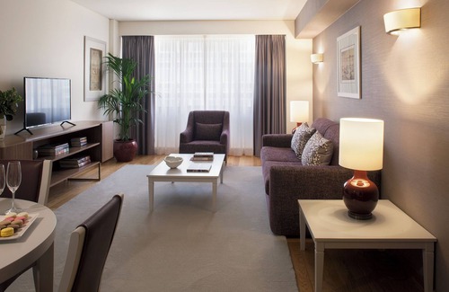 Santo Antonio Hotel | Pet-Friendly Space at Altis Suites – Three Contemporary Units in Lisbon, Kitchen