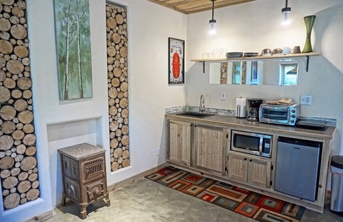 Grand Lake Condo | Pet Friendly Studio Condo, High Quality Finishes