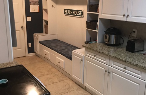 Ocean Isle Beach House | Pet Friendly Townhome Between Ocean Isle and Sunset Beach