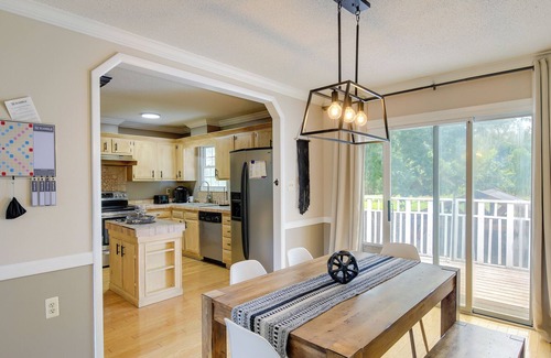 Karns Apartment | Pet-Friendly Tennessee Abode w/ Hot Tub & Fire Pit