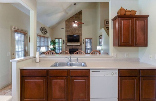 Branson West Apartment | Pet Friendly Town Home Near SDC