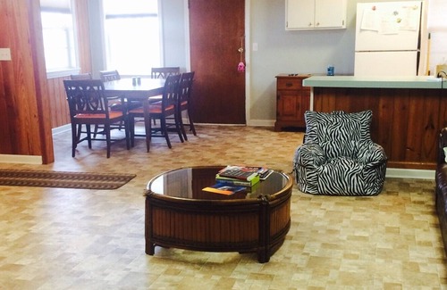Langston House | Pet friendly