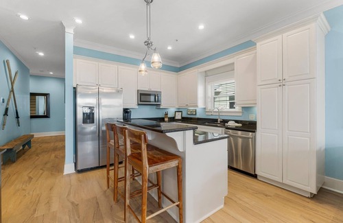 Kiska Beach House | Pet Friendly Beach House w/Pool – Sleeps 16, Steps to Beach, Free Golf Daily
