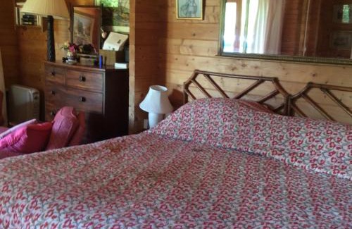 Croscombe House | Pet Friendly - Walkers Paradise - South Facing
