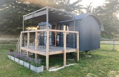 Dragey-Ronthon House | Petit Bijou