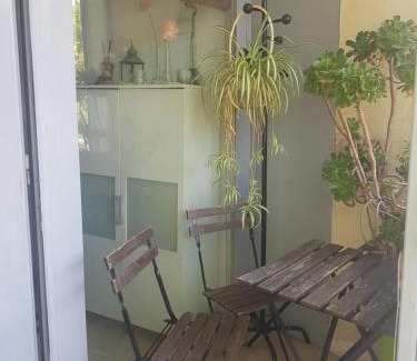 Collobrieres Apartment | Petit loft face rivière