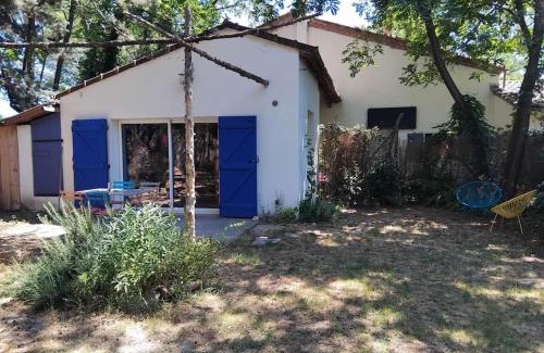 Bagard House | Petit Nid