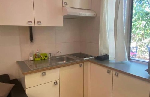 Lalande-Grand Selve Apartment | Petit studio bien placé jardin et parking gratuit