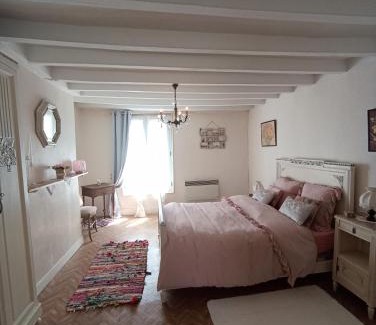 Mondoubleau House | Petite Chérie