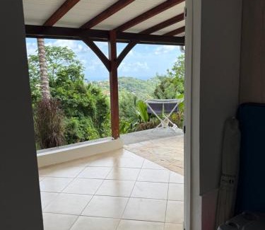 Riviere-Salee Villa | Petite Maison Contemporaine
