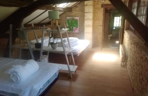 Saint-Amand-de-Coly House | Petite maison de caractère