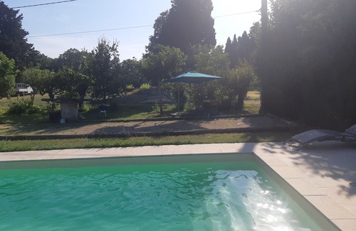 Eygalieres House | Petite Maison DE Charme AU Milieu DES Champs A 2 MIN DU Village