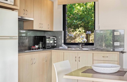 Yallingup Cabin | Petra Olive 1 - One Bedroom Apartment, Sleeps 2