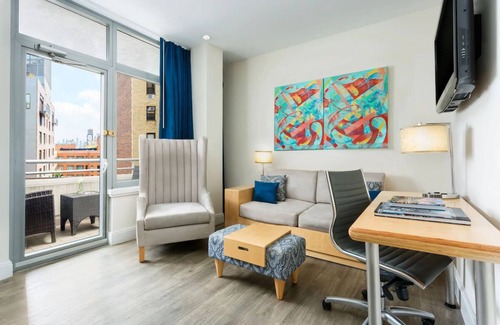 Central Park West Hotel | Pets Allowed, NY Studio With Terrace, Arthouse Hotel New York City