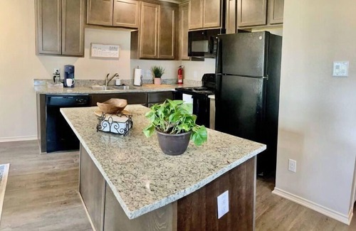 Copperas Cove House | Pets, Fire-pit, Grill, Fort Hood TDY/PCS