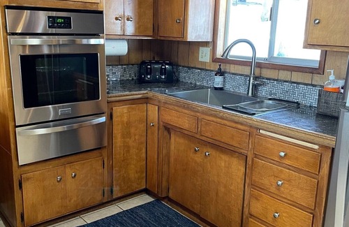 Crestline House | PetsOK CrestlineLakeFrontCabin