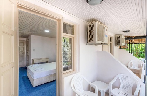 Ciftlik House | Petunya Pansiyon