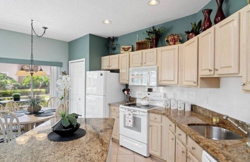 Port Saint Lucie Condo | PGA Apartment Clean, Relaxing - GOLF/METS