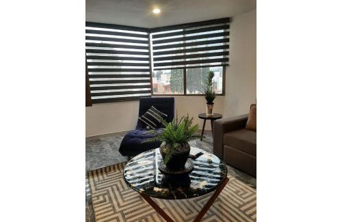 Zapopan Apartment | PH Grande, Piso Completo 100% Remodelado Zona Expo