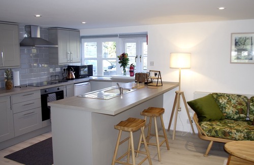 Summercourt Apartment | Pheasants Wander at Rosewyn - a 1 bed that sleeps 2 guests in 1 bedroom