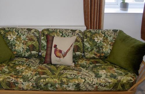 Summercourt House | Pheasants Wander at Rosewyn
