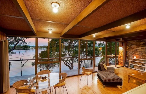 Phegans Bay Cottage | Phegans Bay Waterfront Retreat