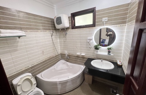 Thu Dau Mot Hotel | Phi Long 2 Hotel Thu Dau Mot