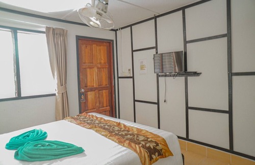 Ko Phi Phi Hotel | Phi Phi Nice Beach Resort