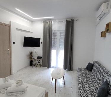 Alexandroupoli Apartment | Philippos