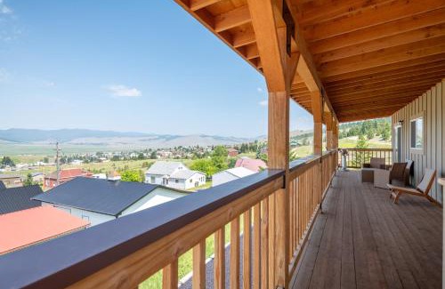 Philipsburg House | Philipsburg Suite! Views, Ski, Hike, Fish!