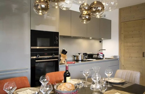 Bergers Apartment | PHOA22 Beautiful apartment in residence with swimming pool at the foot of the slopes