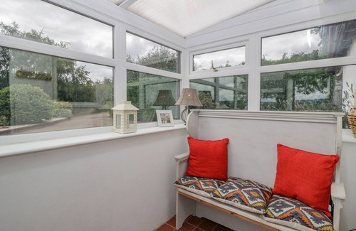 Ross-on-Wye Cottage | PHOCLE RIDGE, pet friendly, with hot tub in Ross-On-Wye