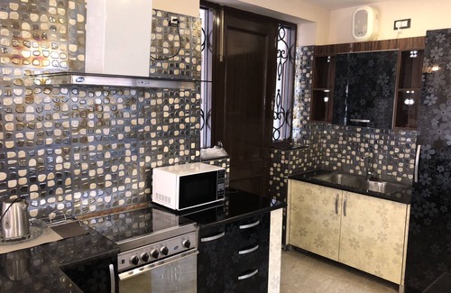 Bullawala Apartment | 'Phoenix' By EKSTAY - 3 Rooms and 3 Baths