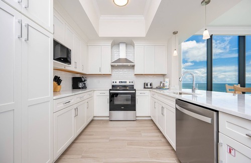 Gulf Shores Condo | Phoenix Gulf Shores Ii 705 4 Bedroom Condo