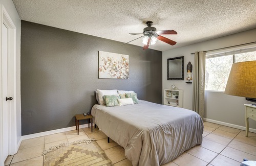 Maryvale Condo | Phoenix Home w/ Pool Access, 8 Mi to Downtown