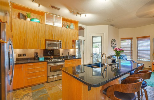 Paradise Valley Village House | Phoenix Home w/Private Oasis: Walk to Lookout Mtn