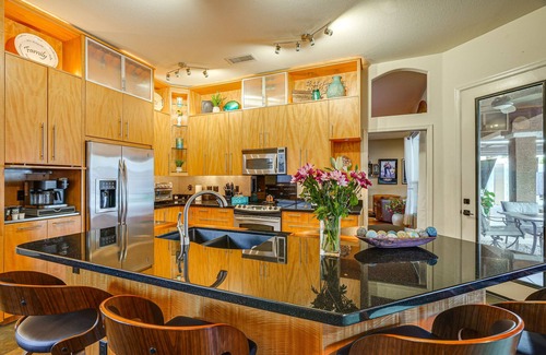 Paradise Valley Village House | Phoenix Home w/Private Oasis: Walk to Lookout Mtn