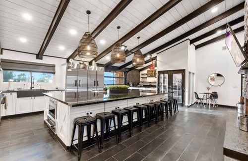 Regency Heights House | Phoenix Luxury!Pickleball|Free Heated Pool|Hot Tub