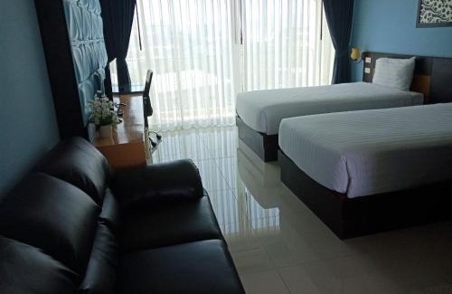 Talat Nuea Hotel | Phuket Chinoinn-SHAPlus Certified
