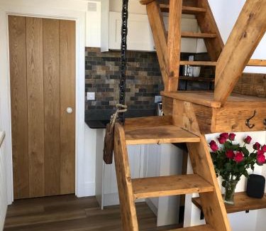 Hayle Apartment | Piala retreat