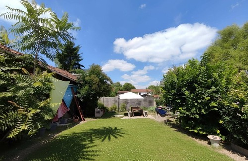 Chalons-en-Champagne Apartment | Piano Studio - Music in Champagne