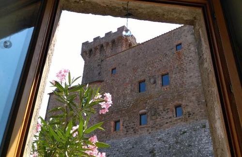Arcidosso Apartment | Piazza Felice Cavallotti