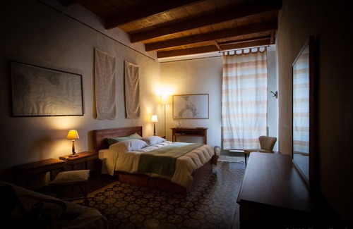 Sorso Bed & Breakfast | Piazza San Pantaleo