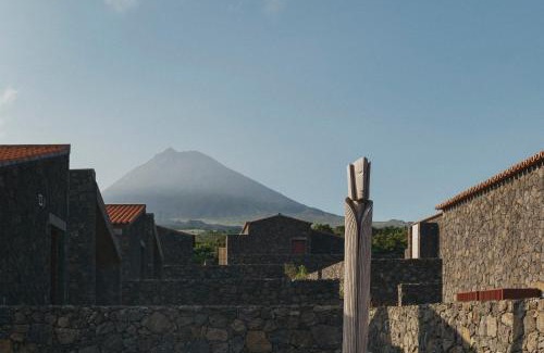 Madalena Hotel | Pico Vineyards - by Unlock Hotels